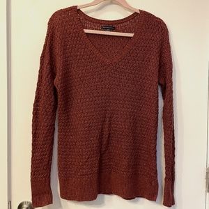 American Eagle Sweater - Burnt Red